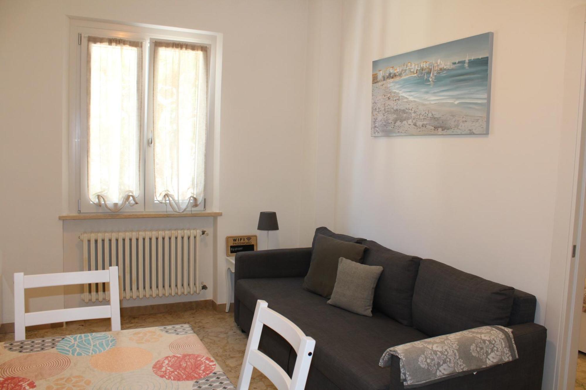 Apartment 60020 *